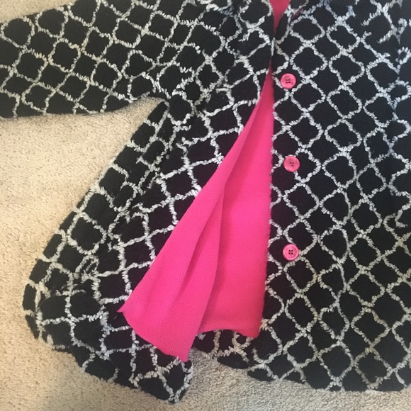 Pink & Black Girl Thick Coat - Picture 3 of 11